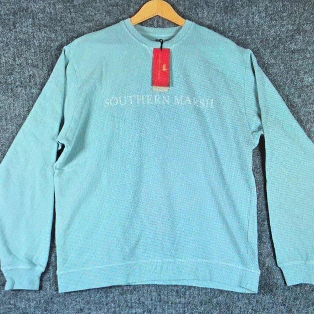 Southern Marsh Men's Light Blue Crewneck Sweater